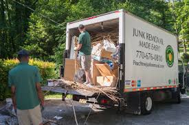Best Carpet Removal and Disposal  in Delavan, IL